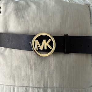 Michael Kors brown leather belt